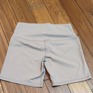 lululemon athletica High Rise Align Women's Grey Bike Shorts Size 8
